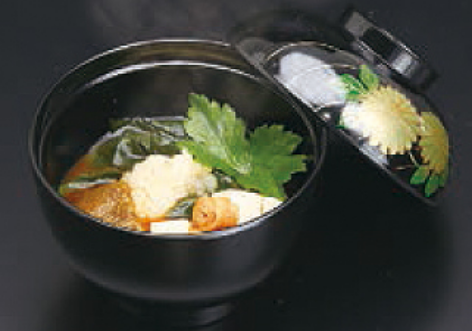 赤だし200円（税込220円）
